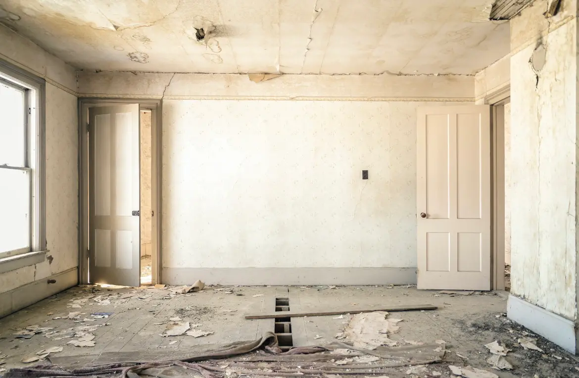 Waste disposal crew managing a cleanout project in Saugus